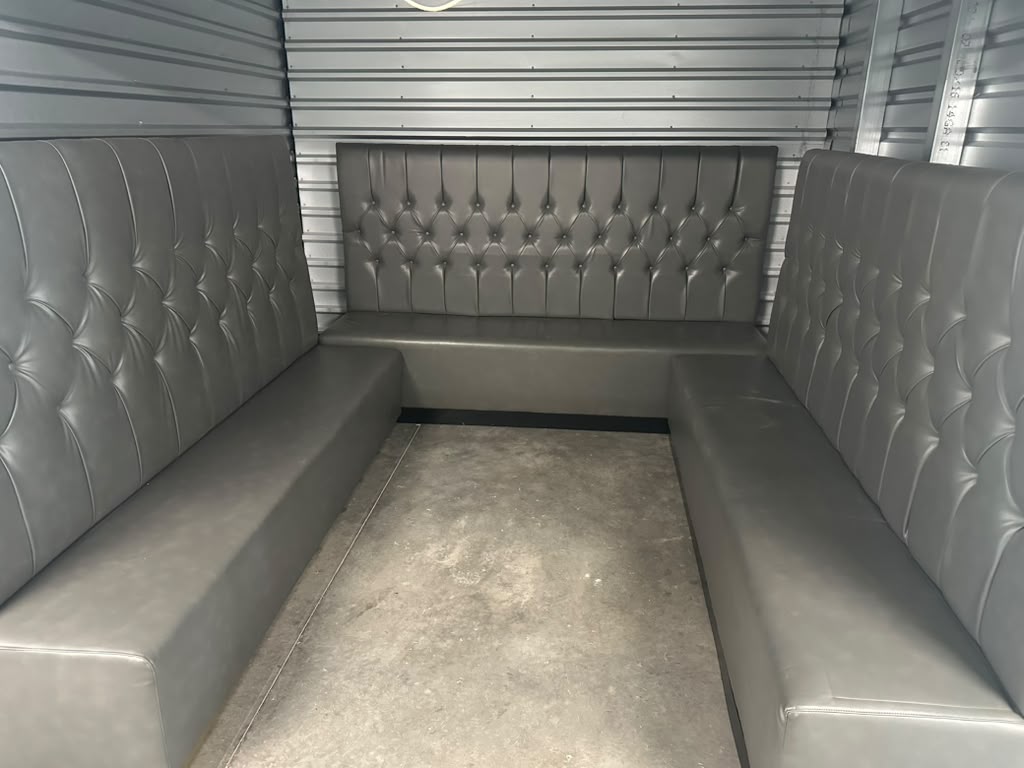 Single side Grey high-back Booth